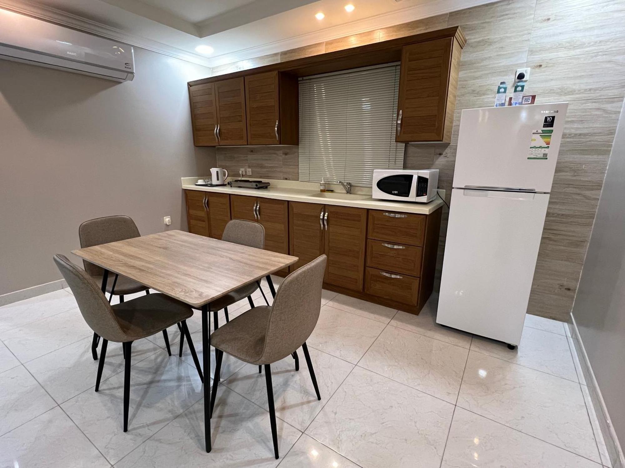ليالي الشرقية لشقق المخدومة Dammam Exterior photo